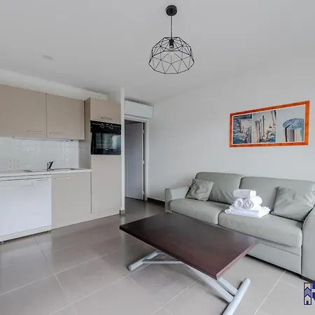 Le Backspin - Moderne Avec Terrasse * سان سيبريان